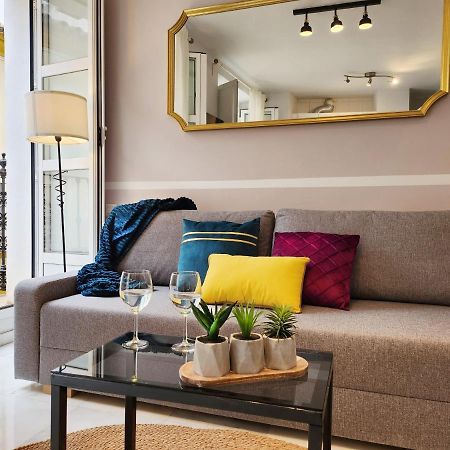 Lovely Center Apartments Seville - Balcony Lux Sol Sevilla Bagian luar foto