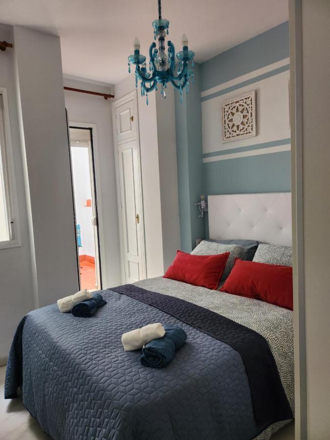 Lovely Center Apartments Seville - Balcony Lux Sol Sevilla Bagian luar foto