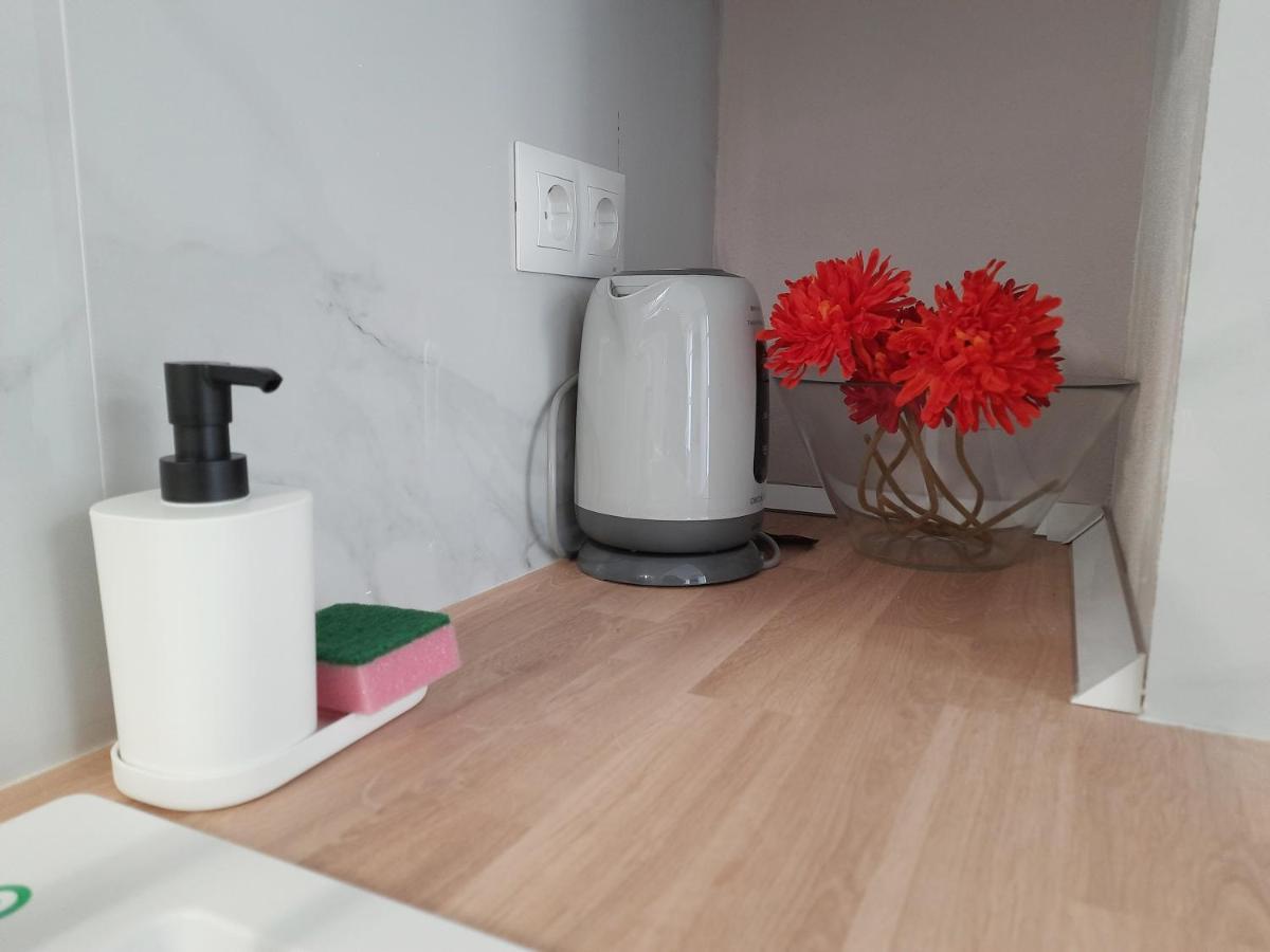 Lovely Center Apartments Seville - Balcony Lux Sol Sevilla Bagian luar foto